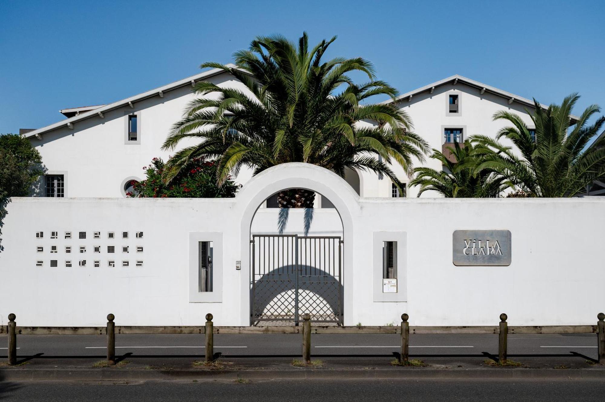 Villa Clara, Residence Face A L'Ocean Et Au Golf De Chiberta Anglet Exterior foto